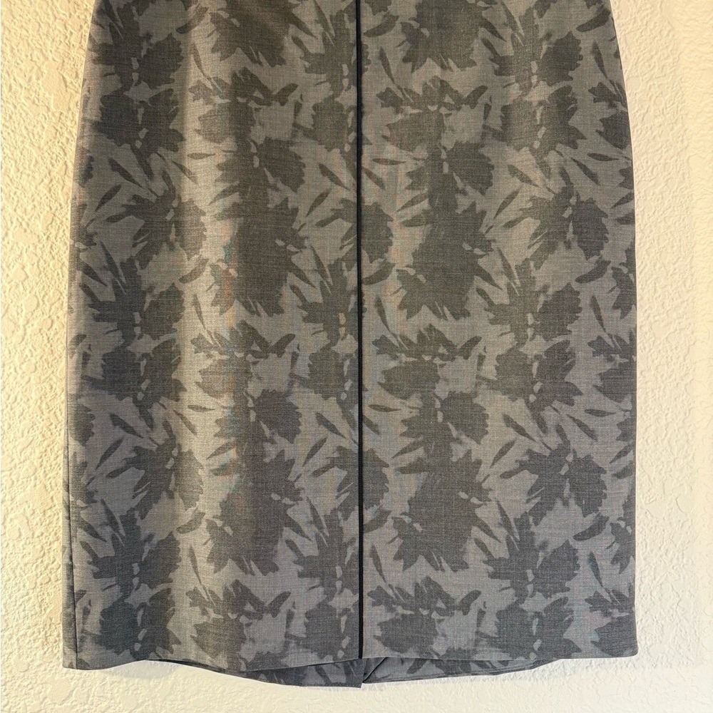 Banana Republic Sz 8 Grey Floral Pencil SkirtFall 2017 Professional Office